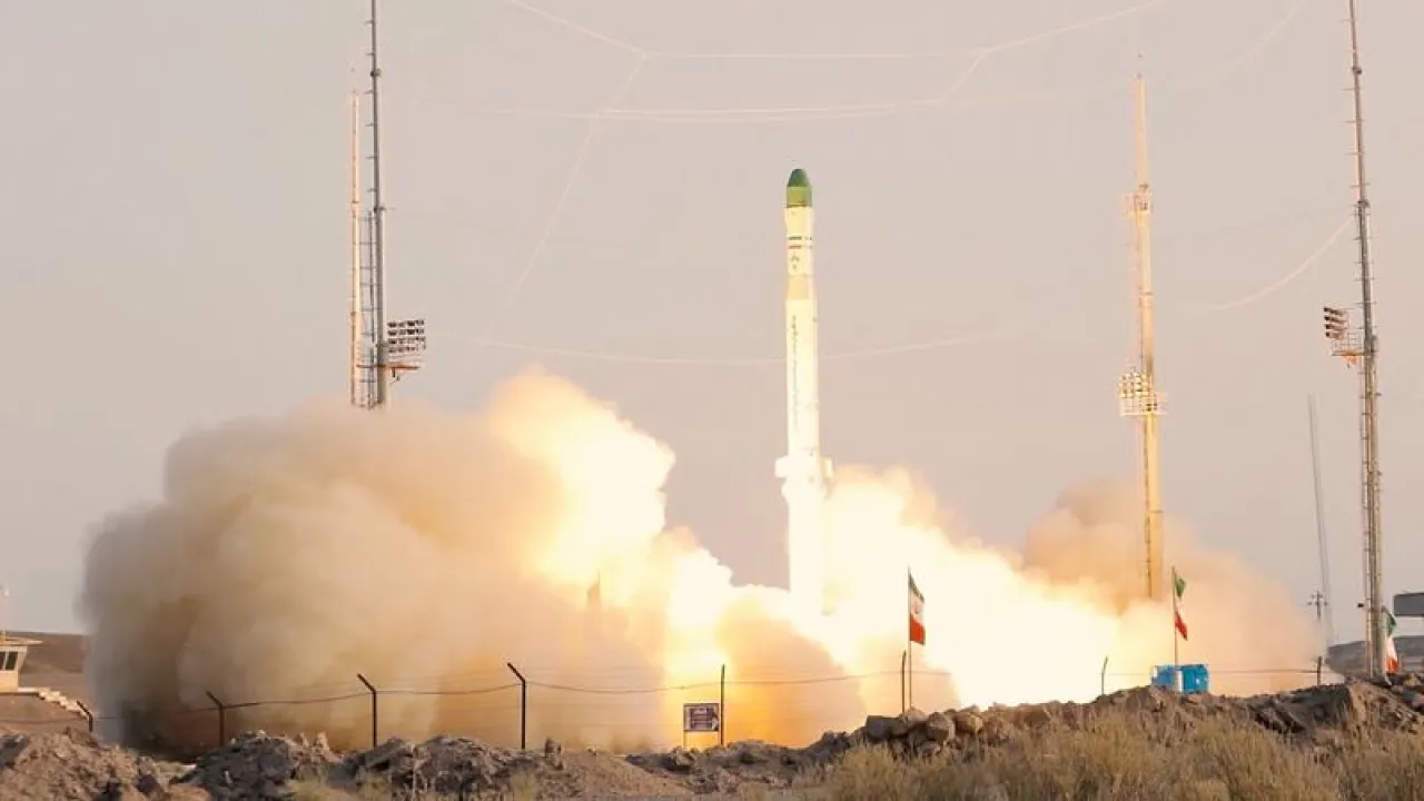 Zoljanah rocket launch